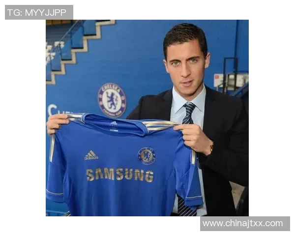 谁才是真正的足球明星主角揭秘与荣耀之路探讨 谁才是真正的足球明星主角揭秘与荣耀之路探讨