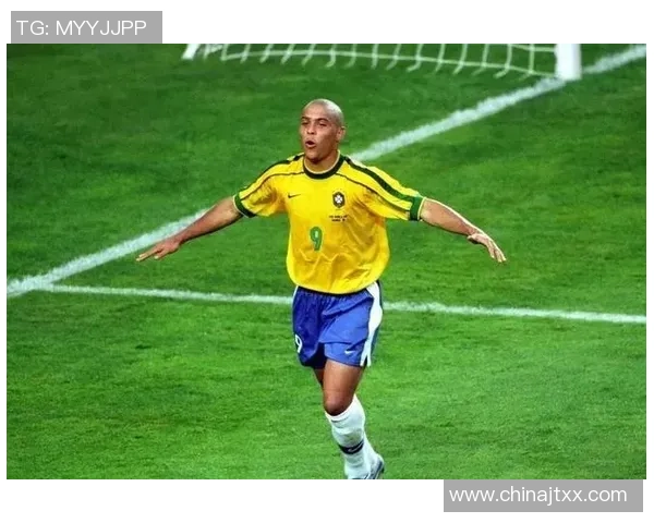 足球明星小罗的真实姓名揭秘及其背后的故事 足球明星小罗的真实姓名揭秘及其背后的故事